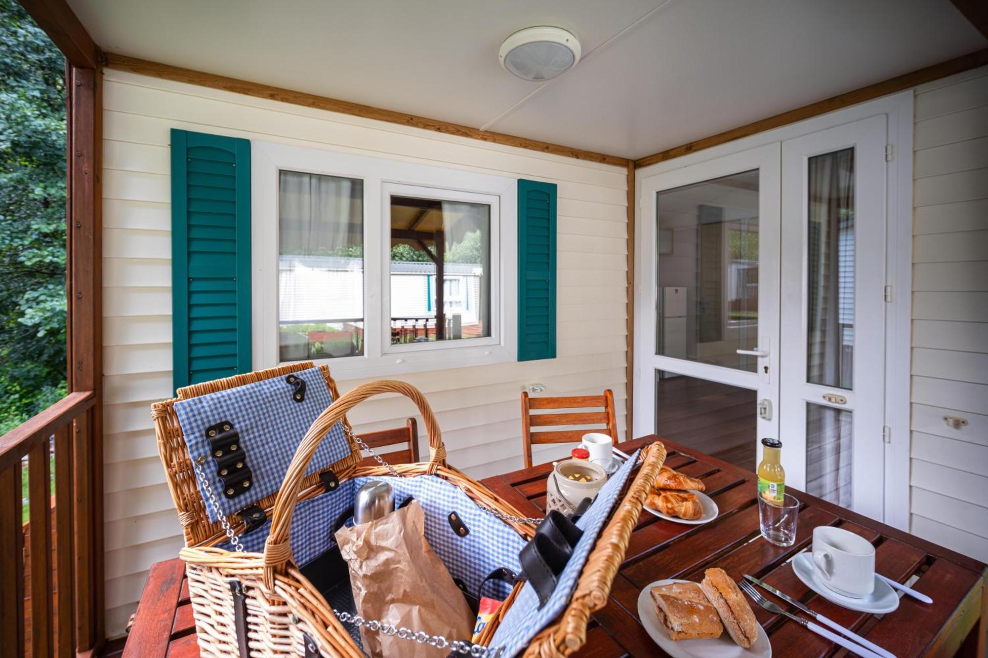Frontera Bungalow Park Farga de Moles Buitenkant foto