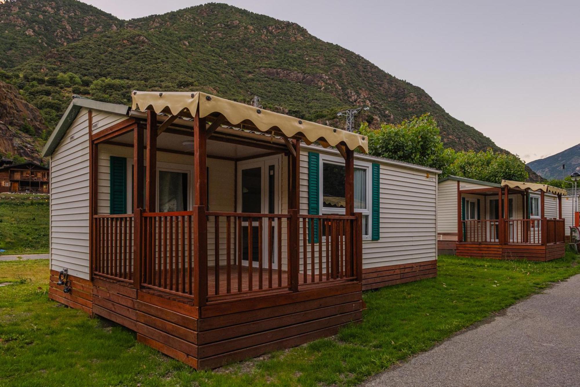 Frontera Bungalow Park Farga de Moles Buitenkant foto