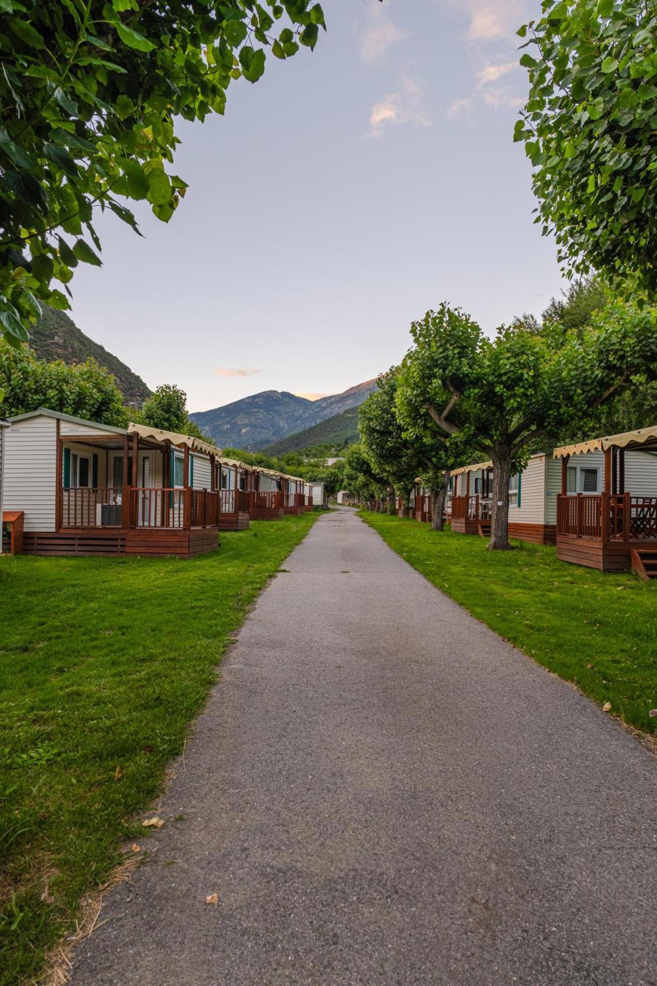 Frontera Bungalow Park Farga de Moles Buitenkant foto